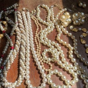 Modern & vintage pearl jewelry LOT!